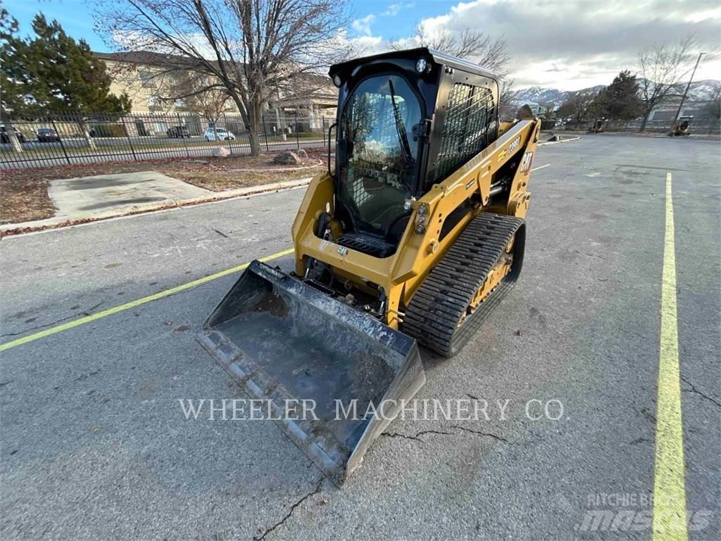 CAT 239D3 C1H2 Верижен товарач