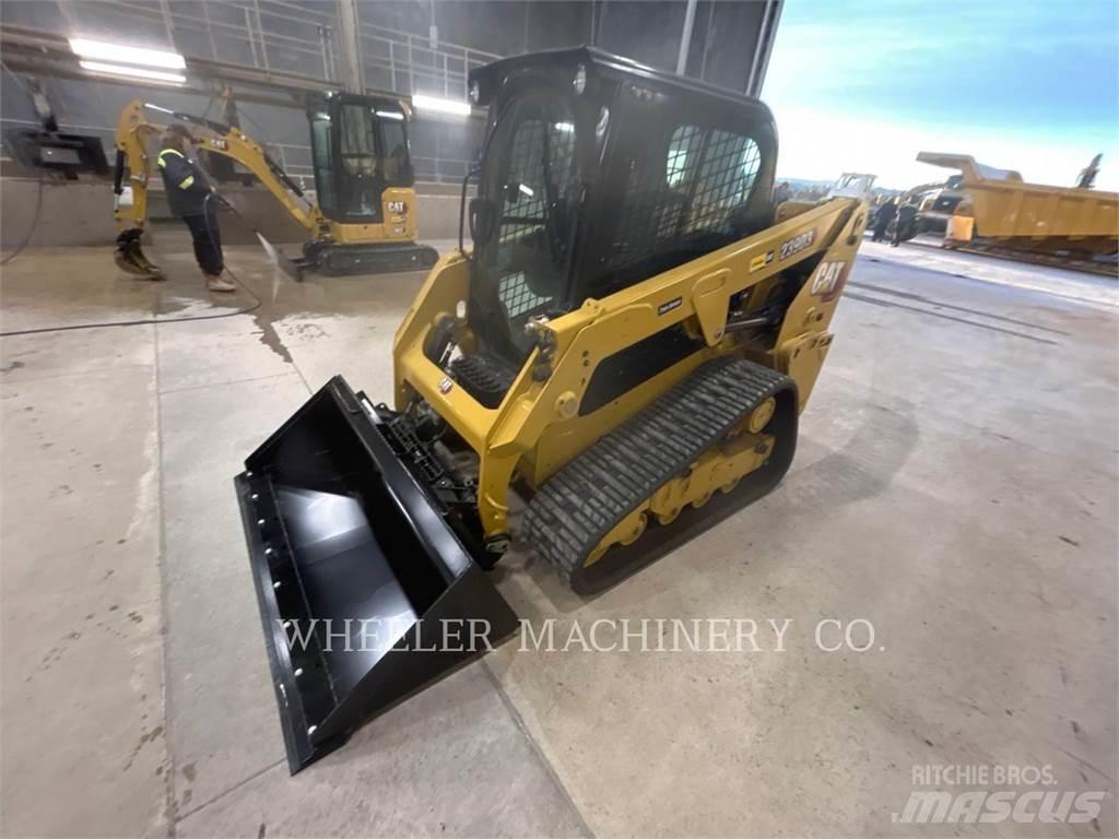 CAT 239D3 C3H2 Верижен товарач