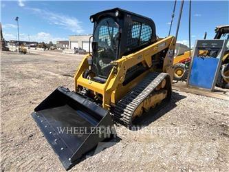 CAT 239D3 C3H2 Верижен товарач