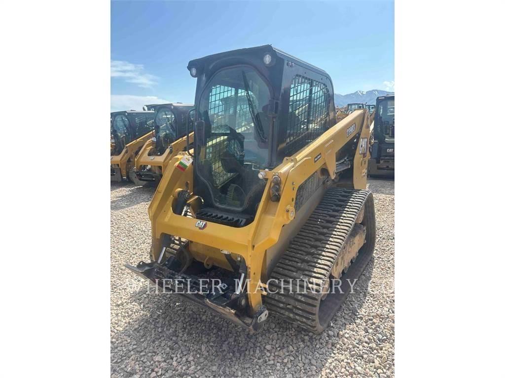 CAT 239D3 C3H2 Верижен товарач