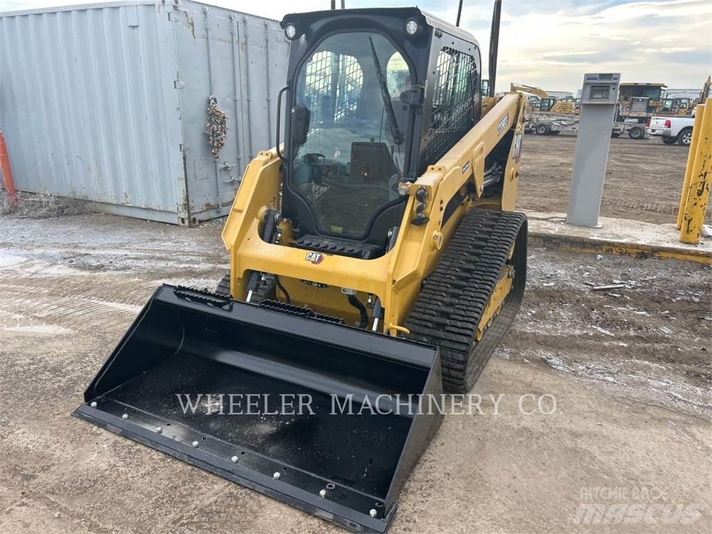 CAT 239D3 C3H2 Верижен товарач