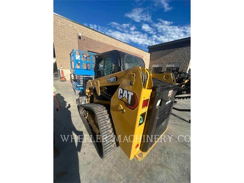 CAT 239D3 C3H2 Верижен товарач