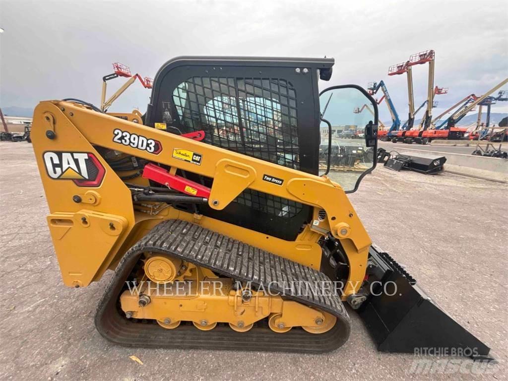 CAT 239D3 C3H2 Верижен товарач
