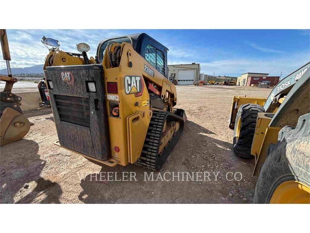CAT 239D3 C3H2 Верижен товарач