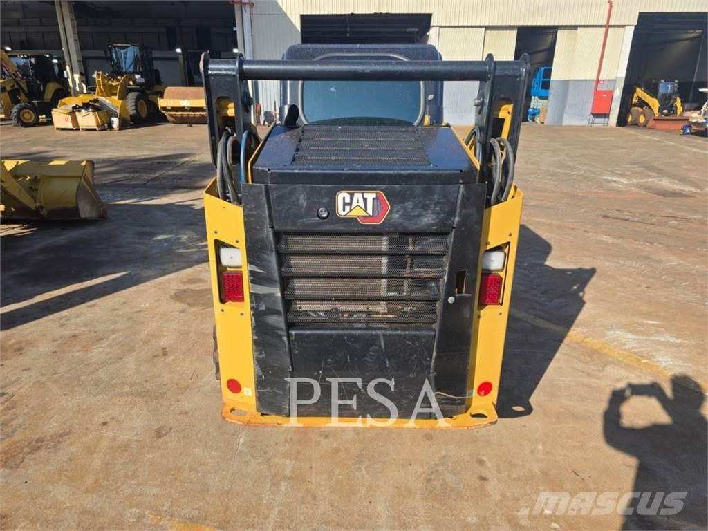 CAT 242 D Мини товарачи
