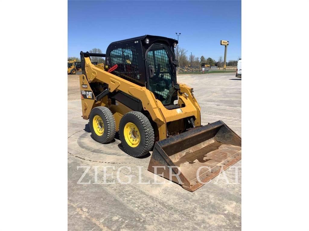 CAT 242D Мини товарачи
