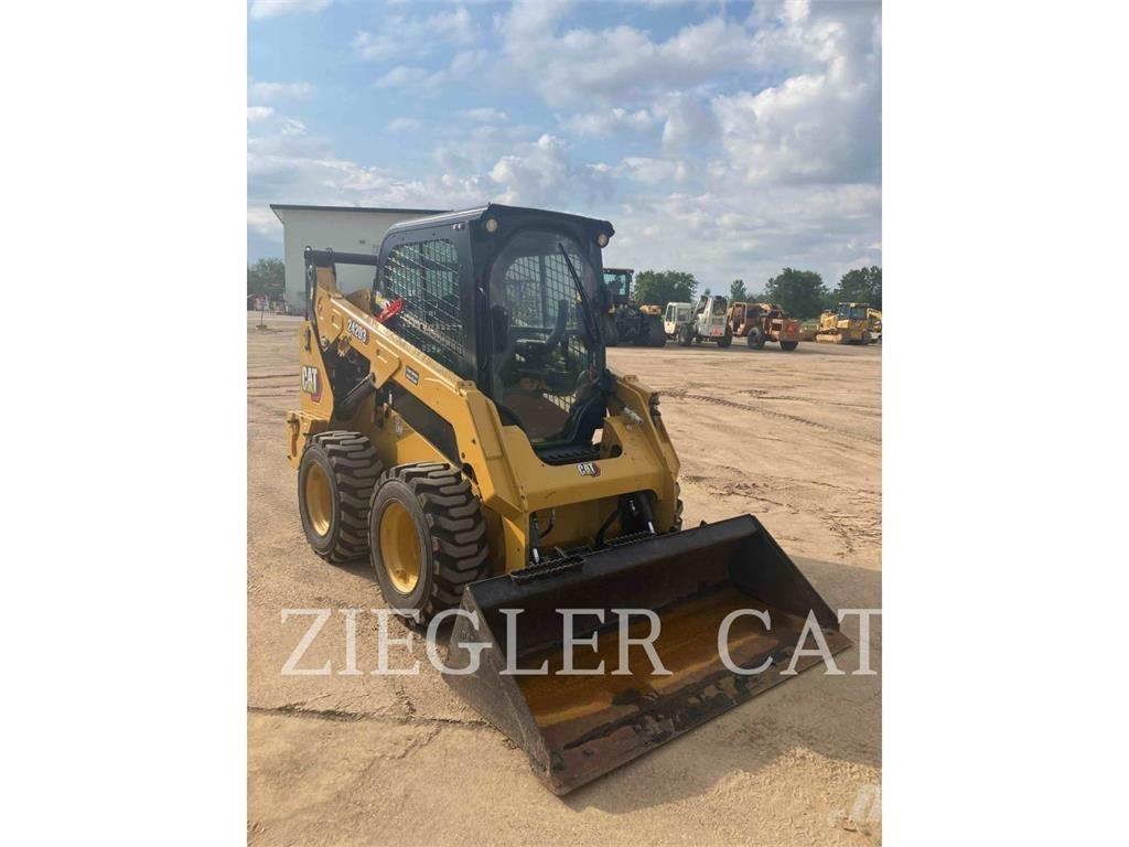 CAT 242D3 Мини товарачи
