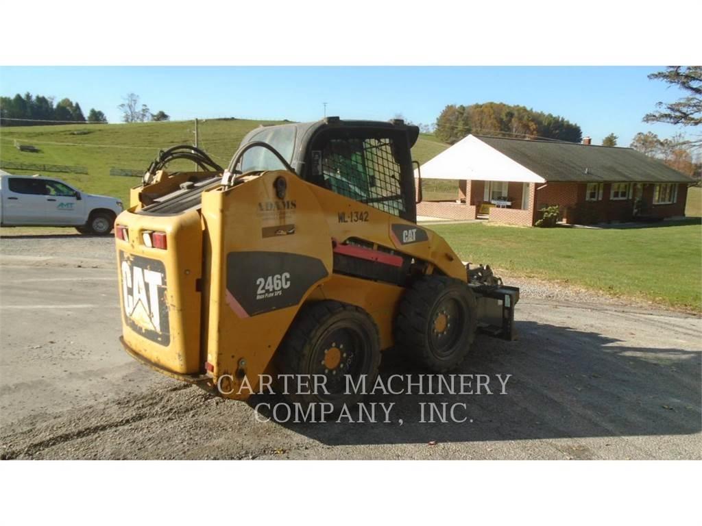 CAT 246C Мини товарачи
