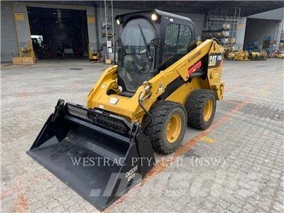 CAT 246D Мини товарачи
