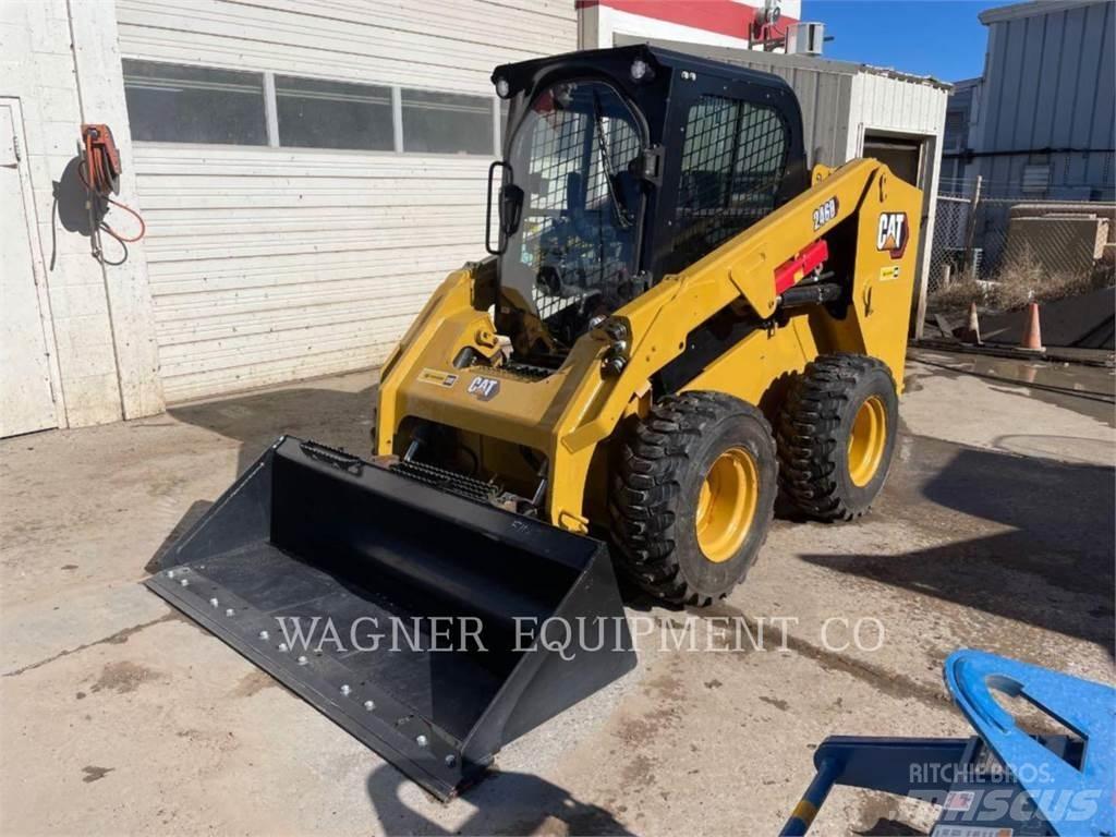 CAT 246D Мини товарачи
