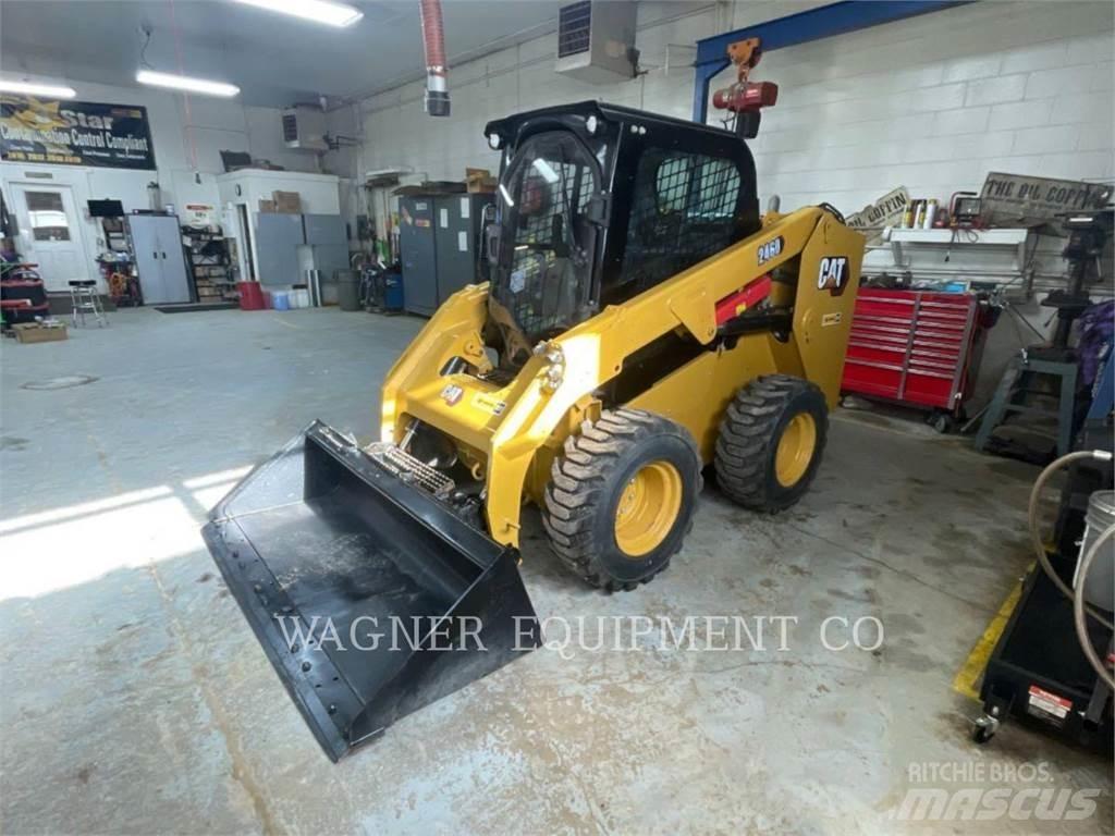 CAT 246D Мини товарачи
