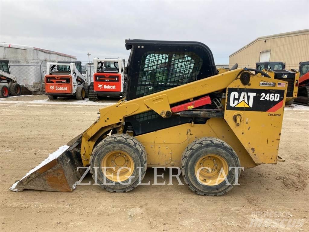 CAT 246D Мини товарачи
