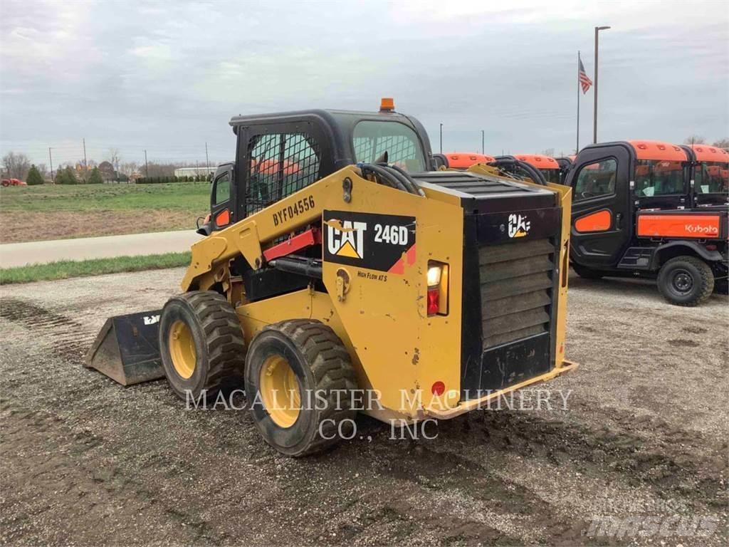 CAT 246D Мини товарачи
