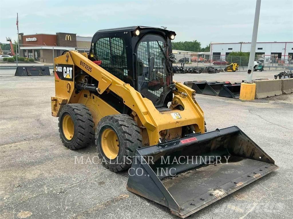 CAT 246D Мини товарачи
