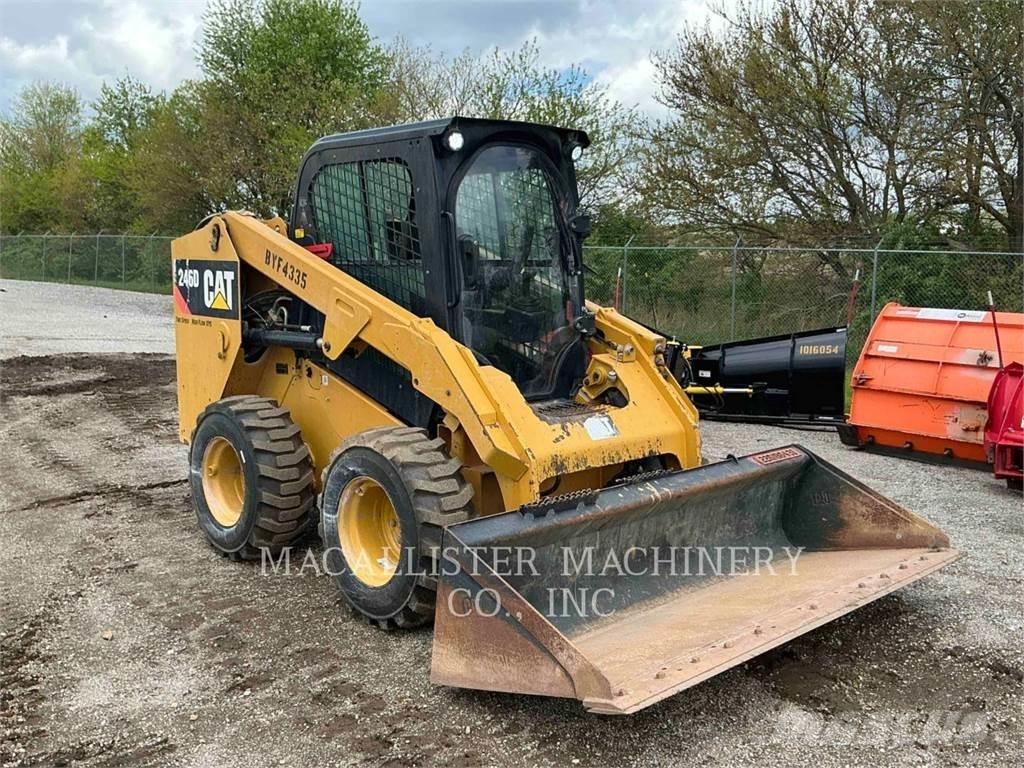 CAT 246D Мини товарачи
