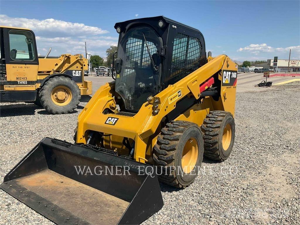 CAT 246D Мини товарачи
