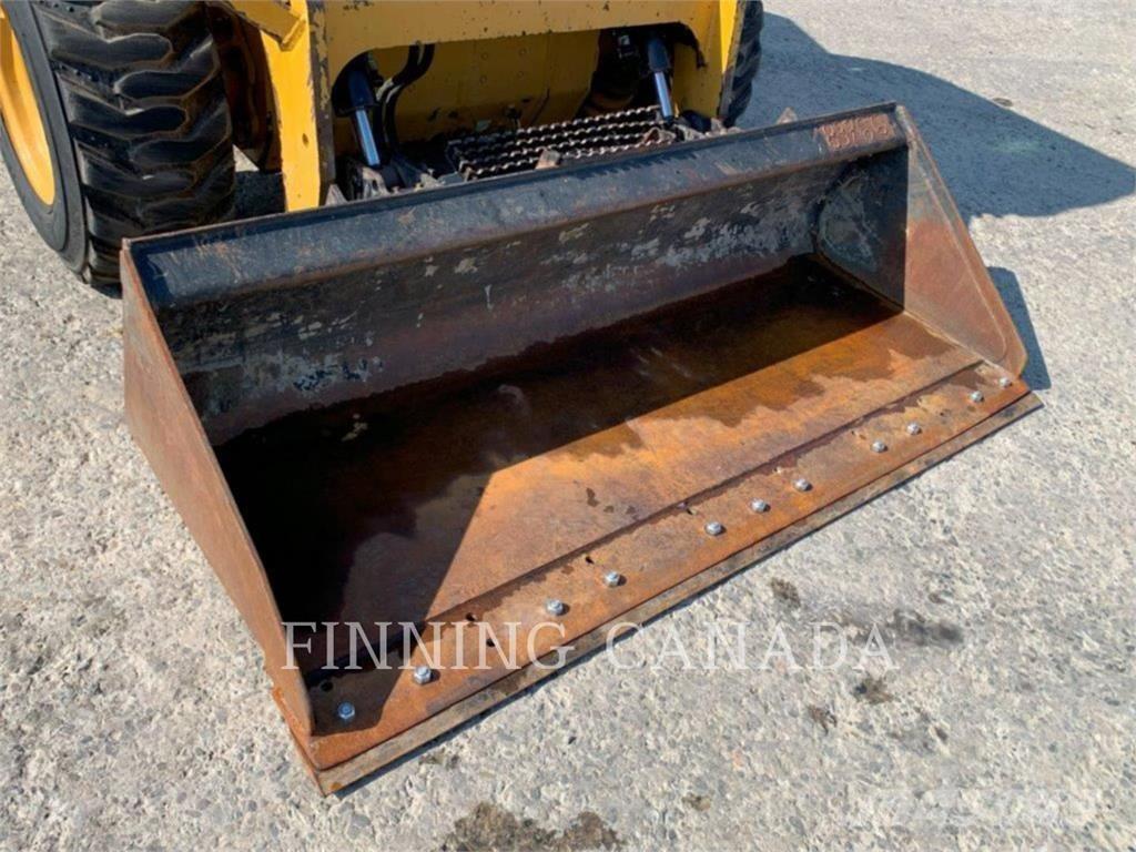 CAT 246D Мини товарачи
