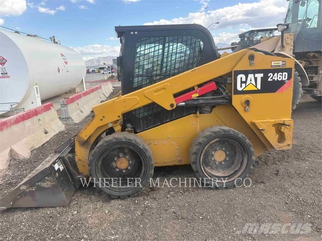 CAT 246D C3-H2 Мини товарачи
