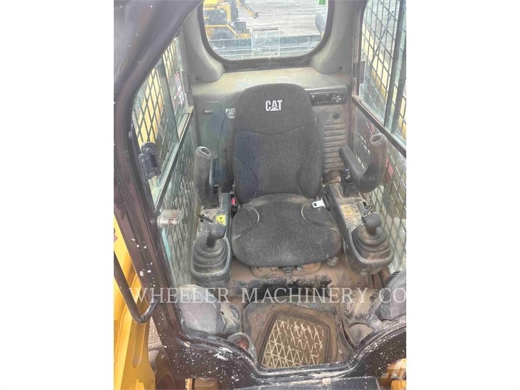 CAT 246D C3-H2 Мини товарачи
