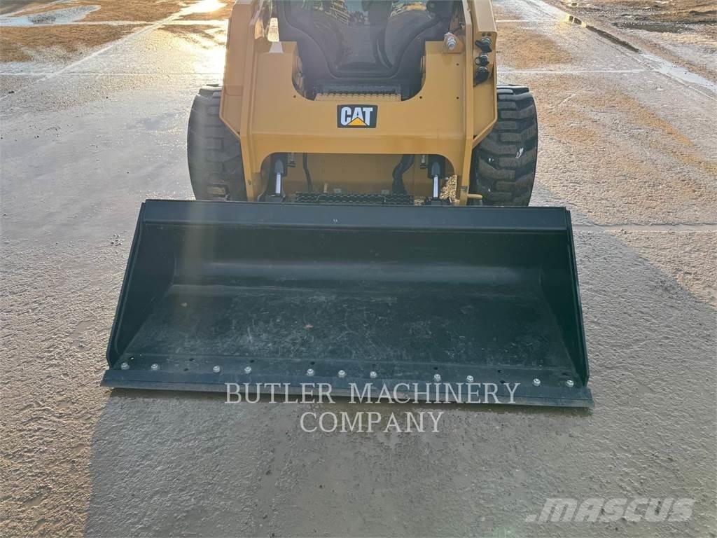 CAT 246D C3H2 Мини товарачи
