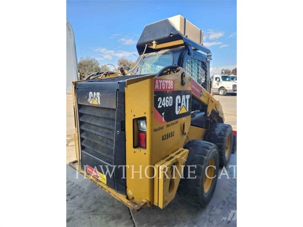 CAT 246D CBHF Мини товарачи
