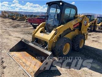 CAT 246D3 Мини товарачи
