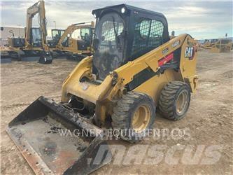 CAT 246D3 Мини товарачи
