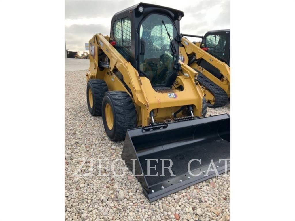 CAT 246D3 Мини товарачи
