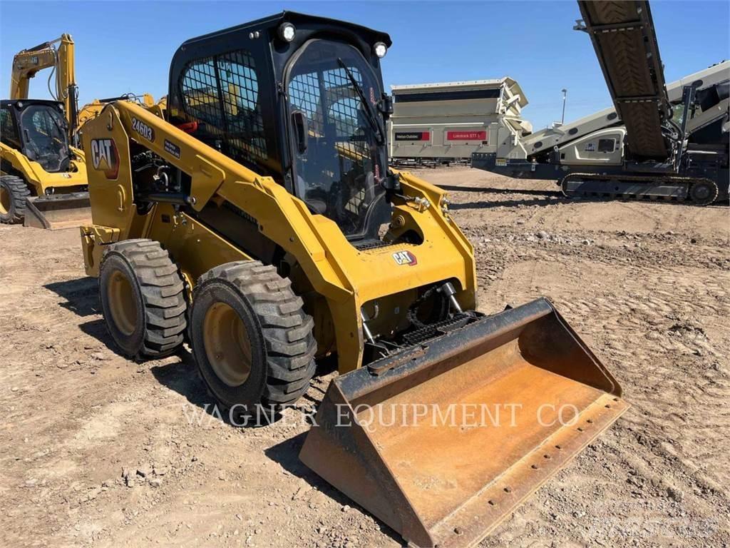 CAT 246D3 Мини товарачи

