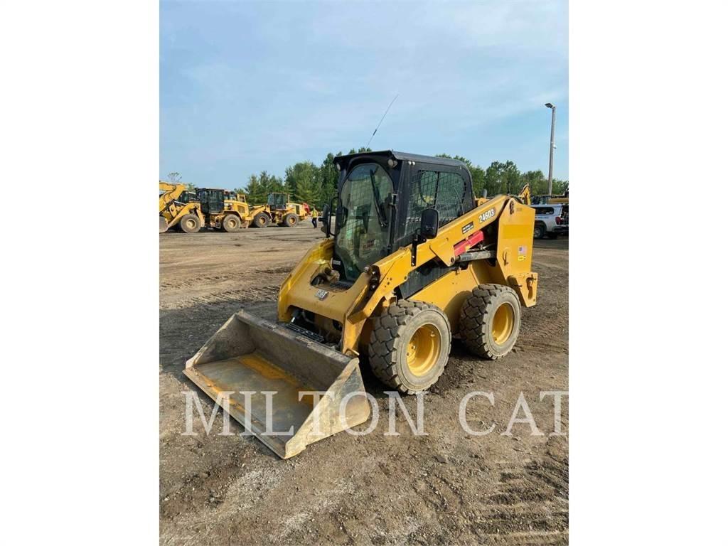 CAT 246D3 Мини товарачи
