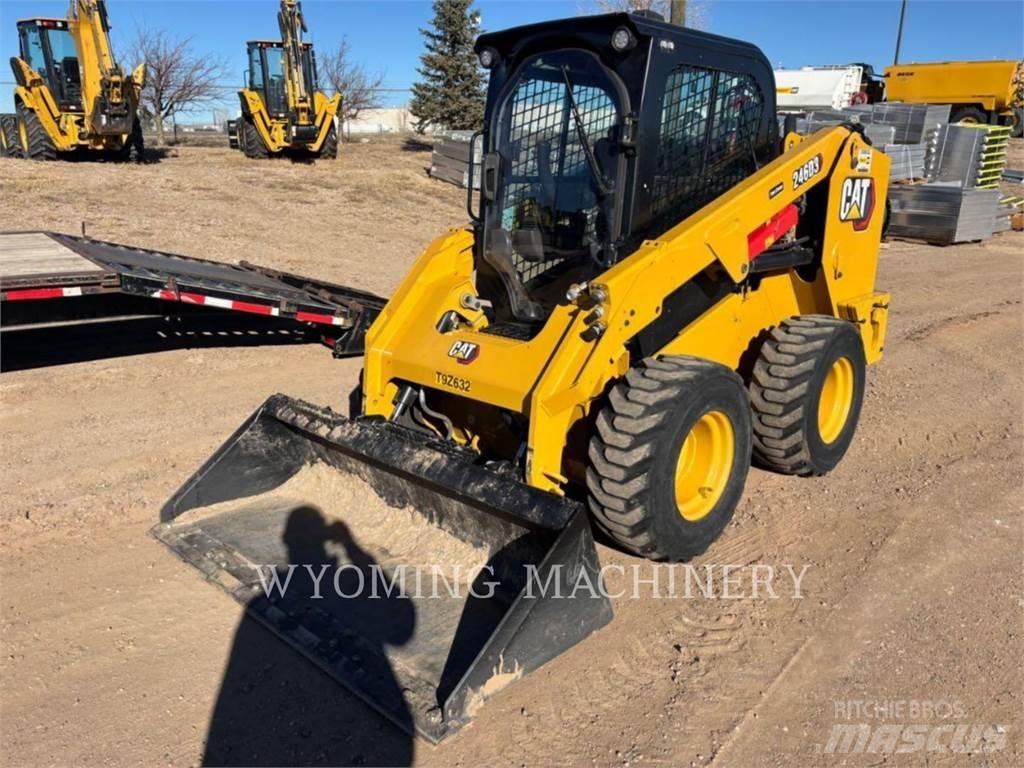CAT 246D3 Мини товарачи
