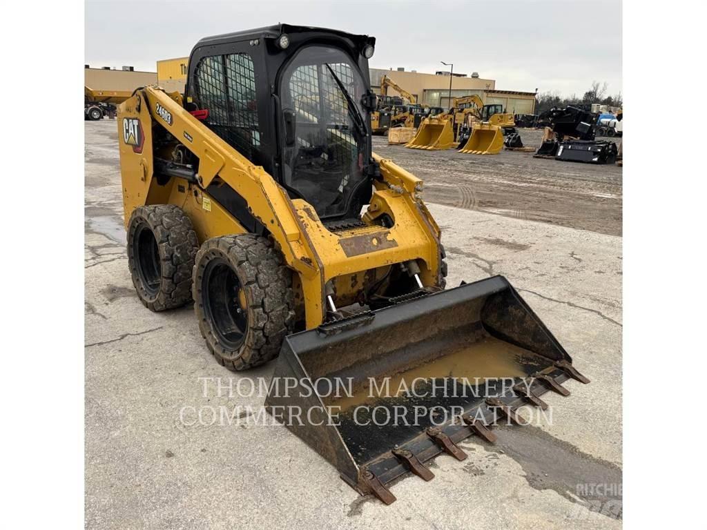 CAT 246D3 Мини товарачи
