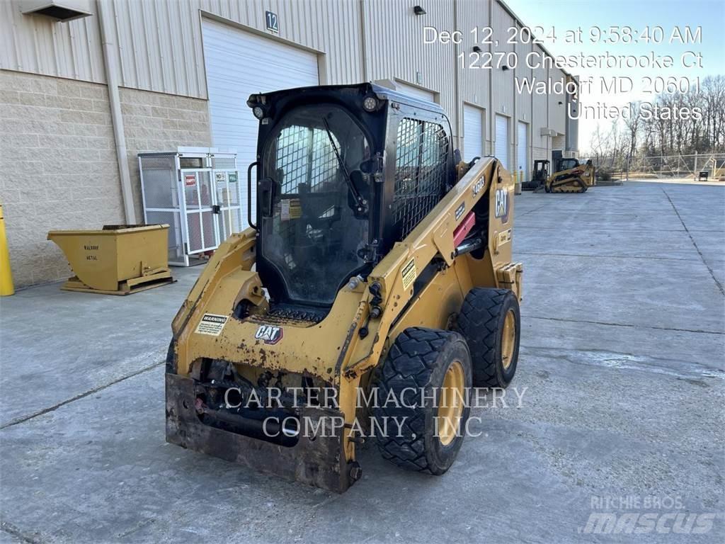 CAT 246D3 Мини товарачи

