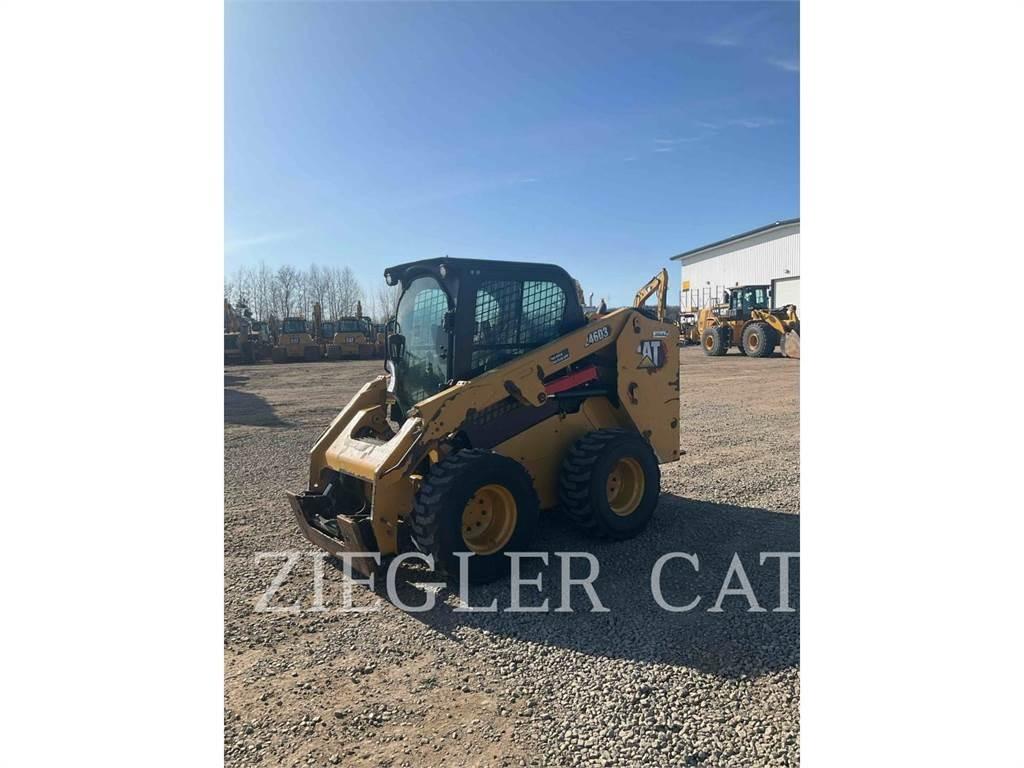 CAT 246D3 Мини товарачи
