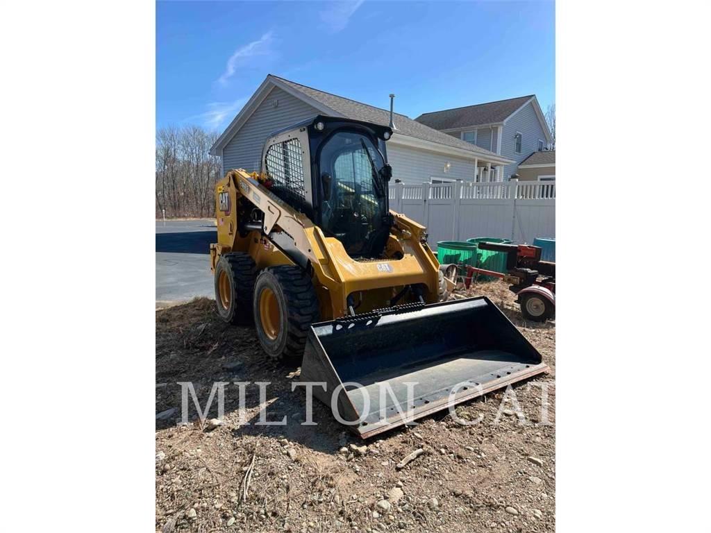 CAT 246D3 Мини товарачи
