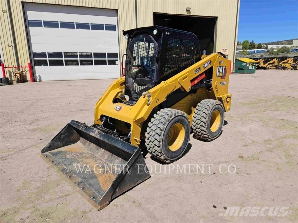 CAT 246D3 Мини товарачи
