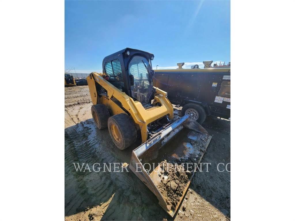 CAT 246D3 Мини товарачи
