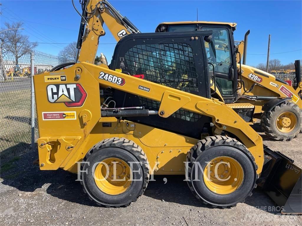 CAT 246D3 Мини товарачи
