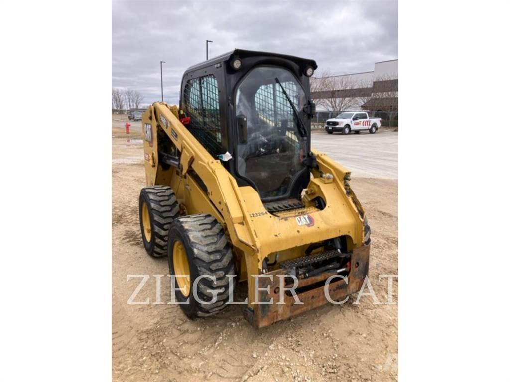 CAT 246D3 Мини товарачи

