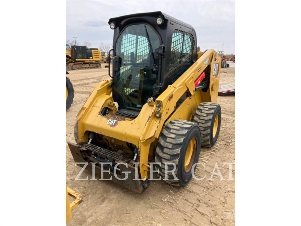 CAT 246D3 Мини товарачи
