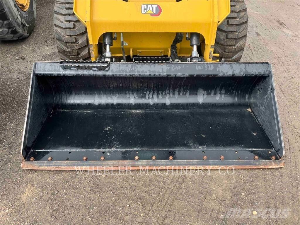 CAT 246D3 C3H2 Мини товарачи
