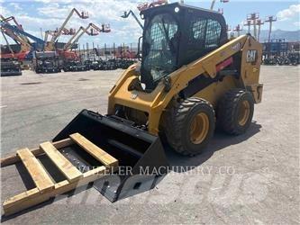 CAT 246D3 C3H2 Мини товарачи
