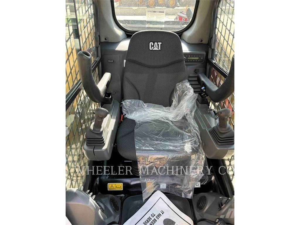 CAT 246D3 C3H2 Мини товарачи
