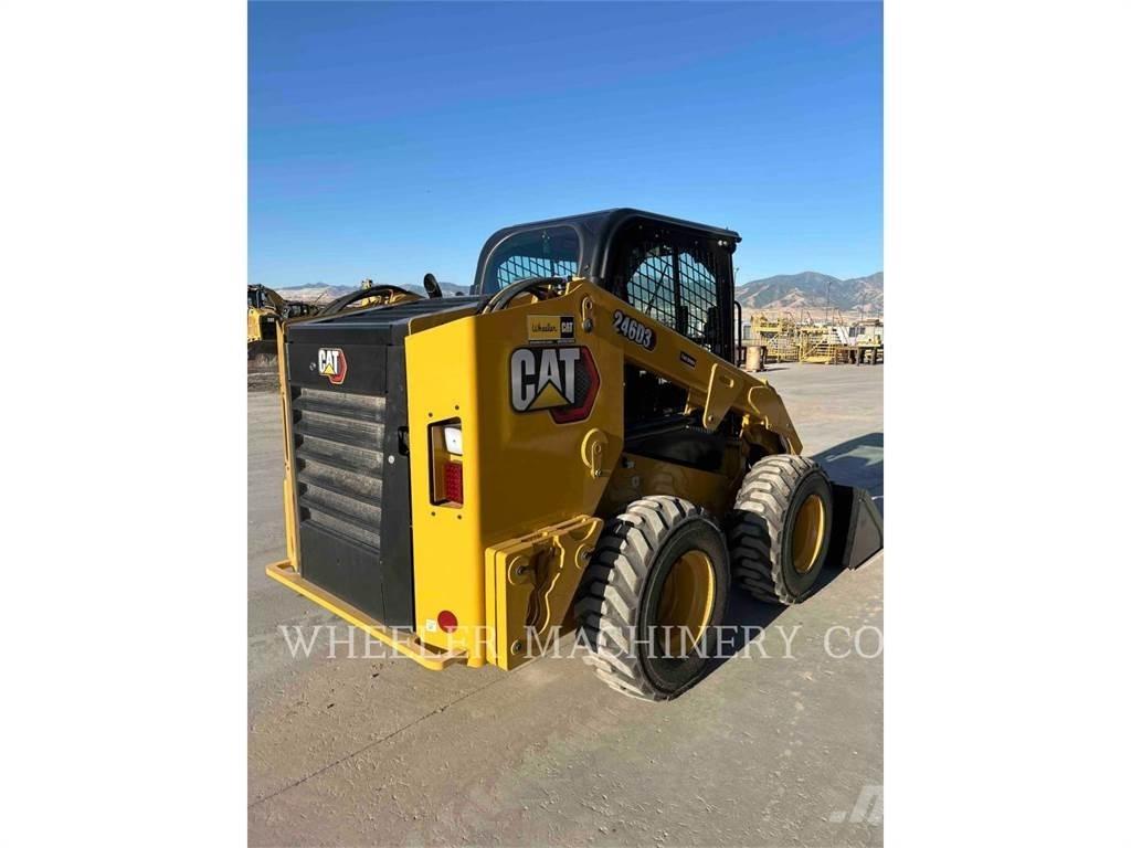CAT 246D3 C3H2 Мини товарачи
