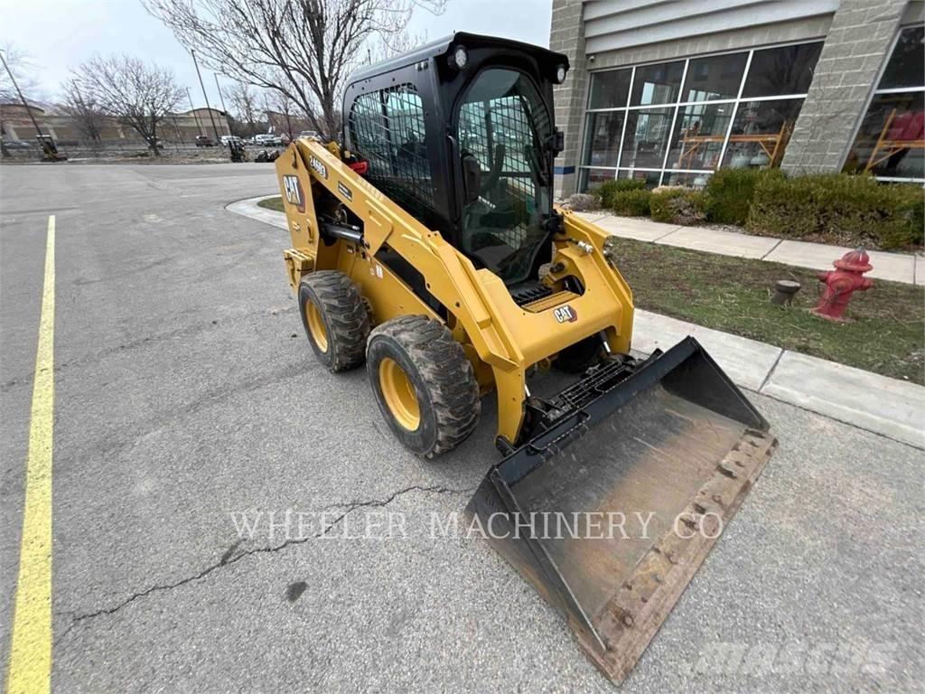 CAT 246D3 C3HF Мини товарачи
