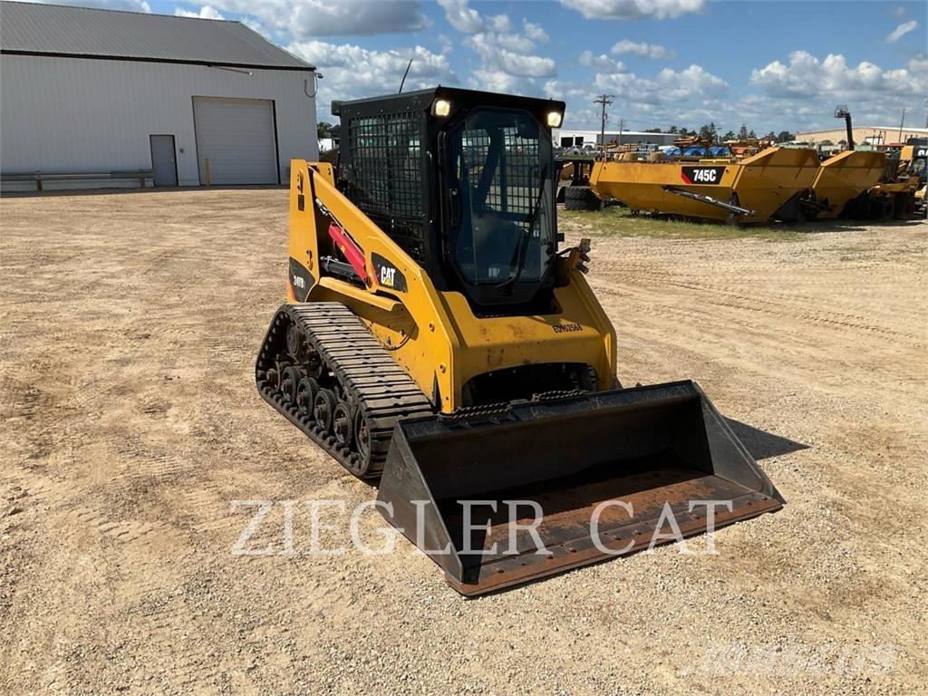 CAT 247B3 Верижен товарач