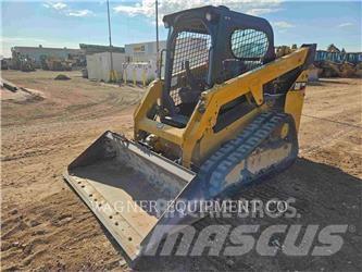 CAT 249D Верижен товарач