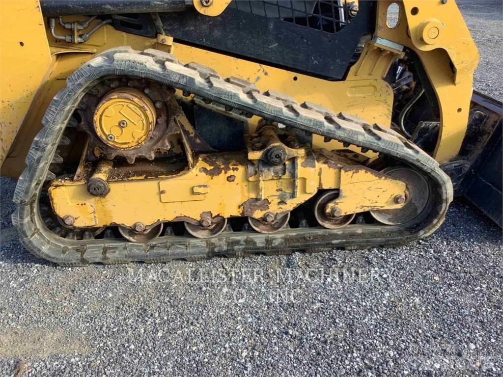 CAT 249D Верижен товарач