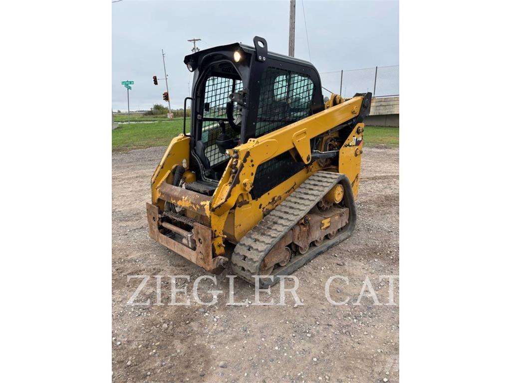 CAT 249D Верижен товарач