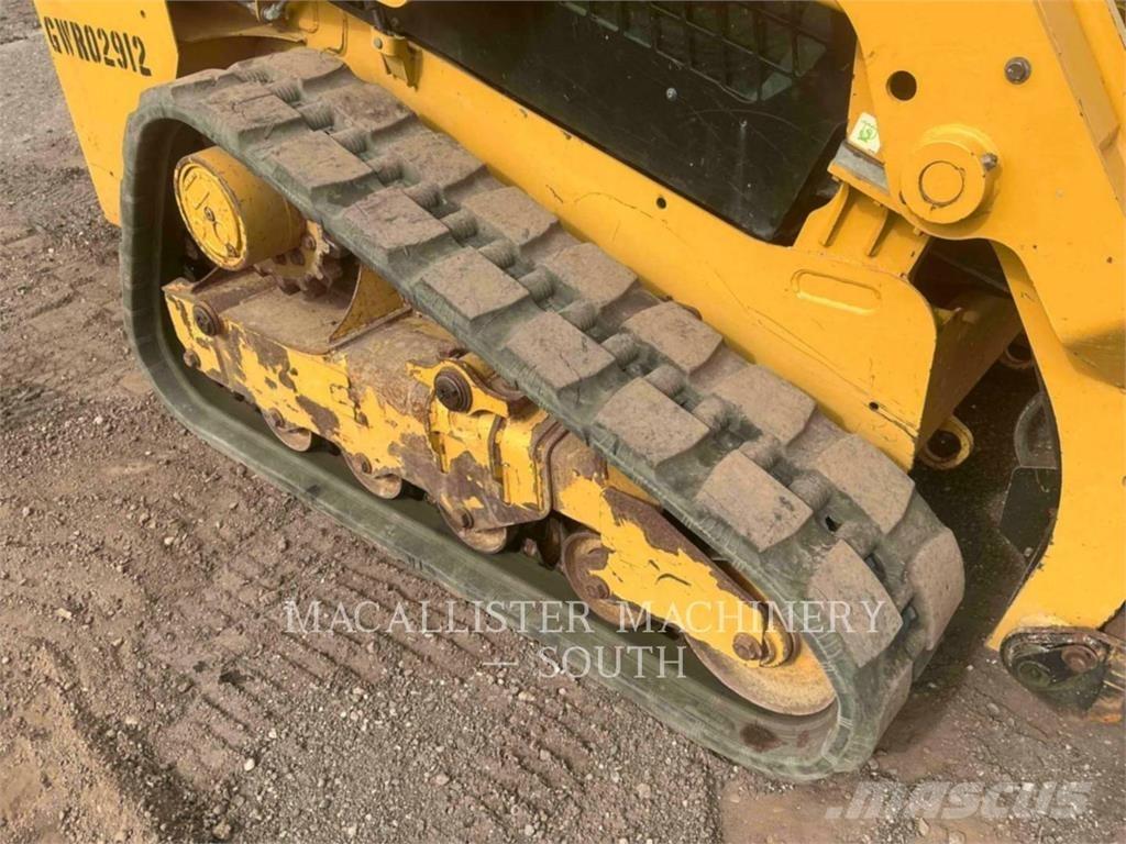 CAT 249D Верижен товарач